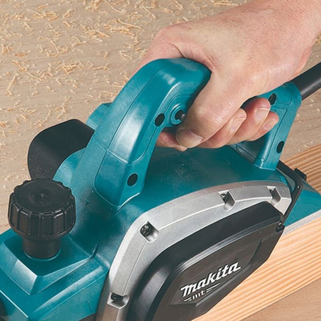 Cho thuê máy bào gỗ cầm tay tại Hà Nội-thuê dụng cụ cầm tay