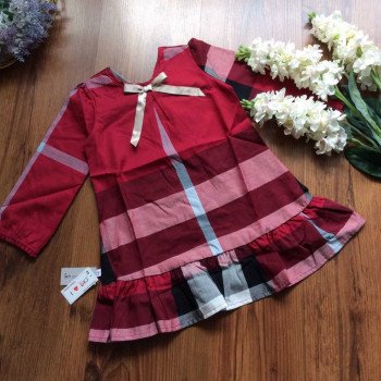 váy thu kẻ bubery đuôi cá váy thu kẻ bubery đuôi cá