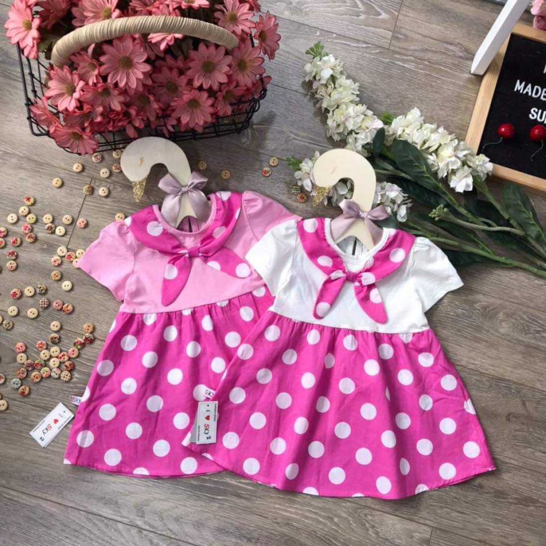 Váy chấm bi cổ nơ size 2-6- v32275-VÁY XUÂN HÈ BÉ GÁI