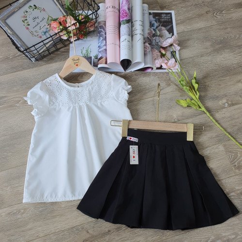 Chân váy học sinh xếp ly 2 mầu đen và xanh than size 5 -15-kidsky-bán sỉ Chân váy học sinh xếp ly 2 mầu đen và xanh than size 5 -15 Chân váy học sinh xếp ly 2 mầu đen và xanh than size 5 -15-CHÂN VÁY HÈ SIZE ĐẠI